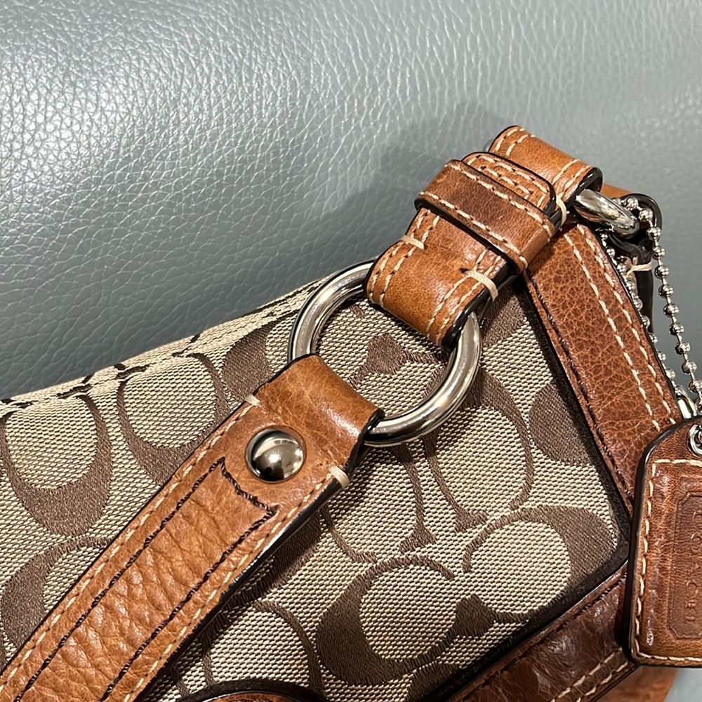 Coach Signature Brown and Tan Shoulder Bag - Picture 3 of 11